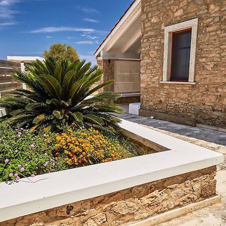 Villa St Dennis Makris Gialos  Exterior photo