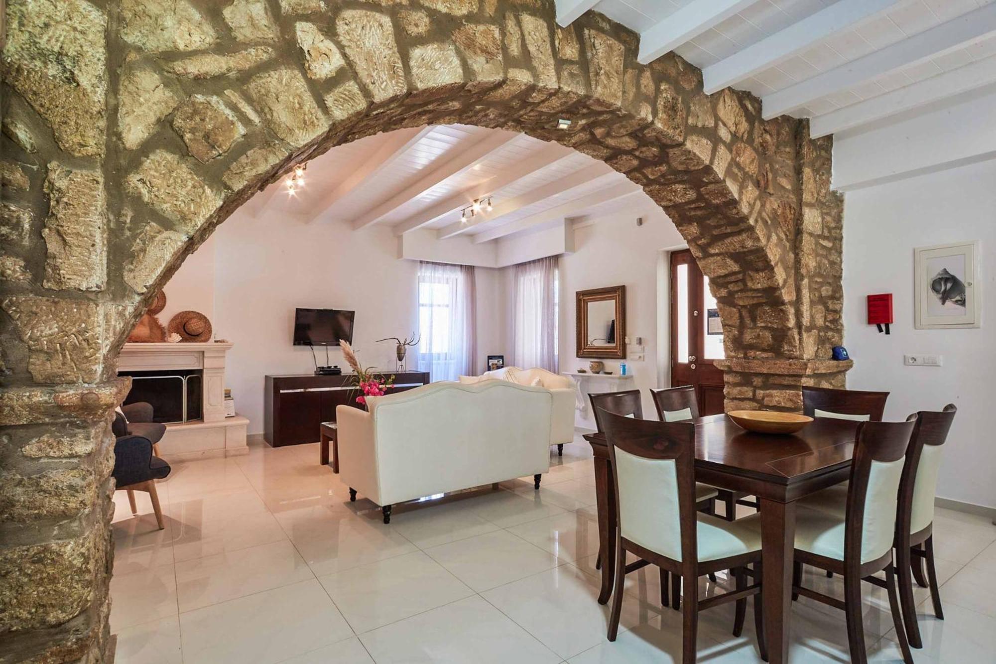 Villa St Dennis Makris Gialos  Exterior photo